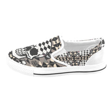 Load image into Gallery viewer, Men&#39;s Slip-on Canvas Shoes (Model 019) jaxs14 skull print
