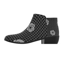 Load image into Gallery viewer, Women&#39;s Fashion Boots 122 black with white flower print
